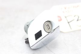 12-13 MERCEDES-BENZ E350 Driver Door Key Lock Mechanism F360 image 3
