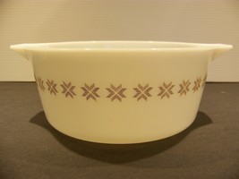Pyrex Town &amp; Country White w/ Brown 475-B 2 1/2 QT - $18.00