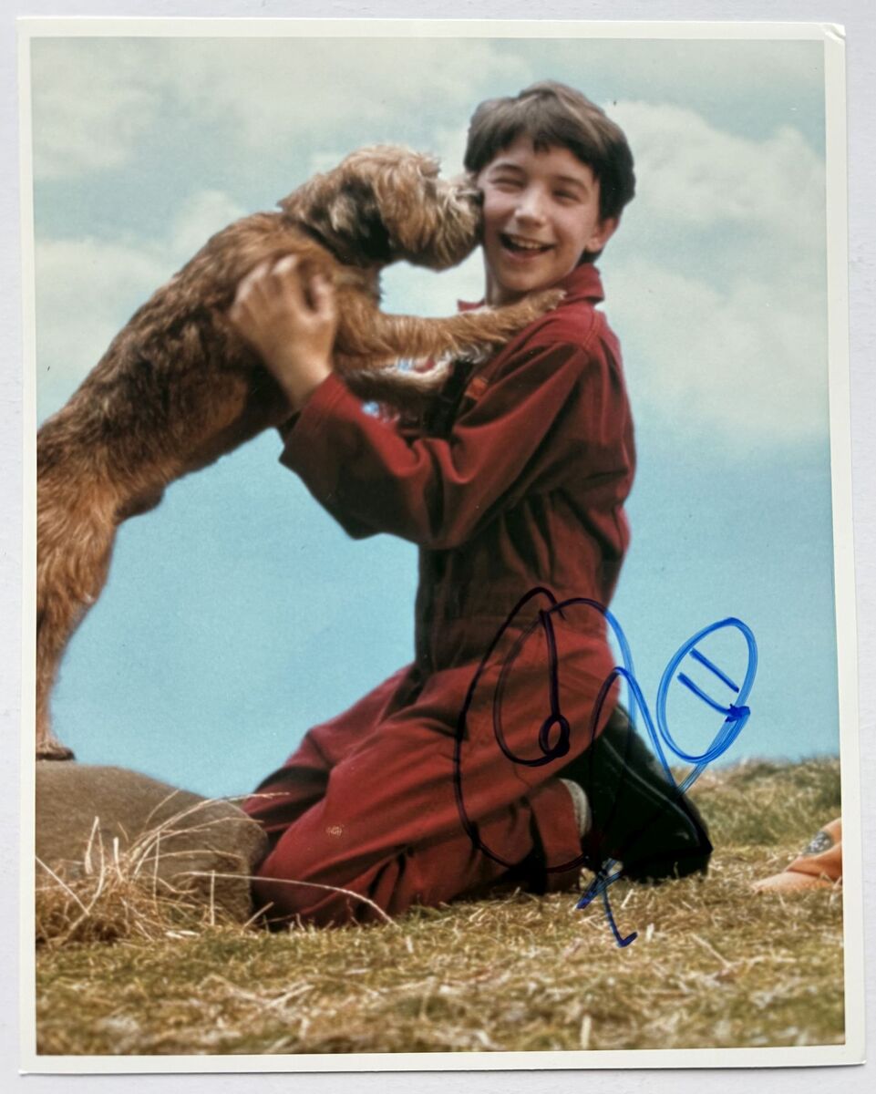 Liam Aiken Autographed &quot;Good Boy!&quot; Glossy 8x10 Photo - $29.00
