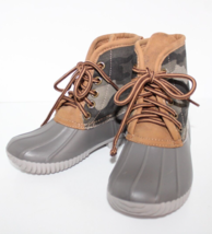 Marleylilly Kids Green Camo Duck Boots Lace-Up Size 10 - $258.97 MXN