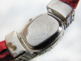 Vintage 1980&#39;s Geneva Clamp Band Ladies Quartz Watch - $19.79