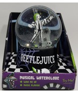 Beetlejuice Wind Me Up Musical Waterglobe - $838.09 MXN