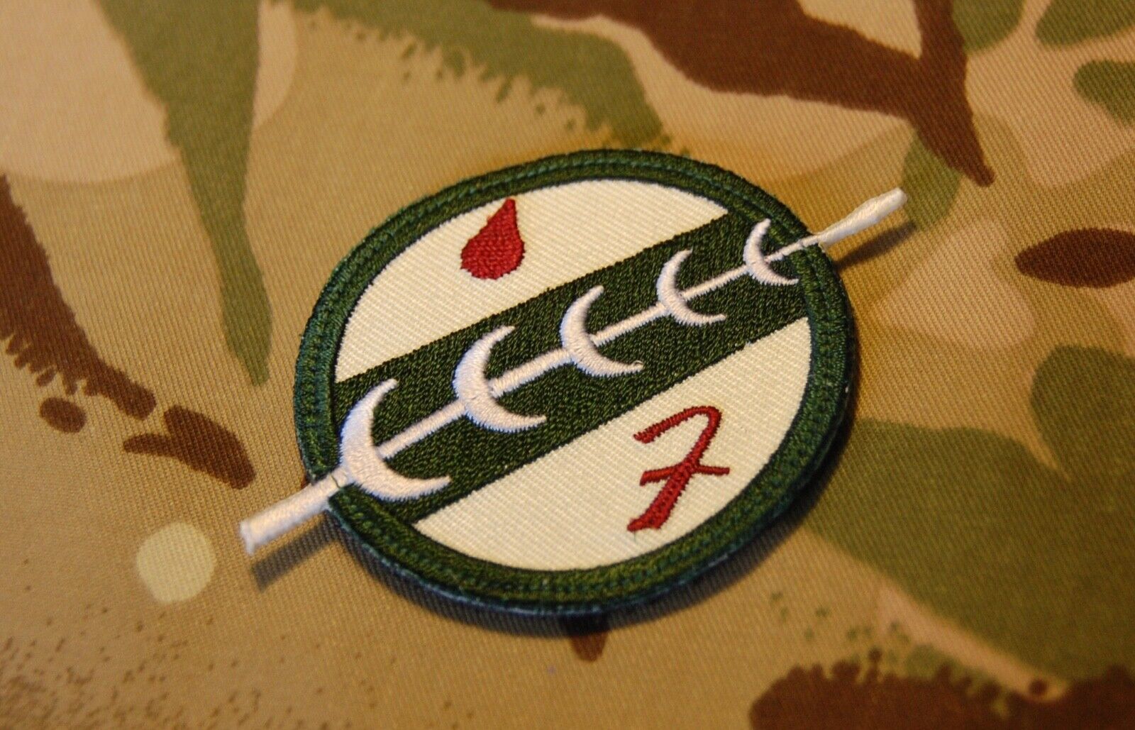 Mandalorian Crest Morale Patch Boba Fett Bounty Hunter Star Wars Hook - $7.66