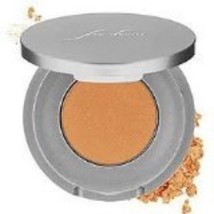 Sue Devitt Silky Eyeshadow - Secret Dreaming in black case - $5.99