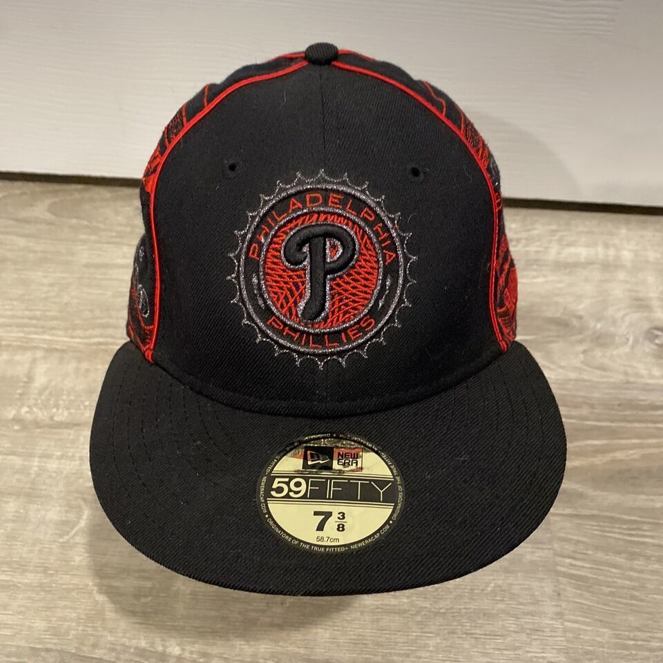 Primary image for New Era MLB Philadelphia Phillies Fitted Hat Size 7 3/8 Cap Black Red $100 Bill
