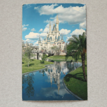 WALT DISNEY WORLD AMUSEMENT PARK Cinderella Castle Postcard Fairy-Tale C... - $4.84