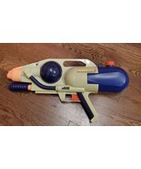 Vintage Larami Super Soaker CPS 1000 Constant Pressure Water Gun 1997  - $900.42 MXN