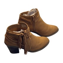Time and Tru Women&#39;s Boots Sz 10 Brown Suede Heeled Side Zip Fringe Ankl... - $30.47