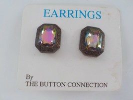 THE BUTTON COLLECTION POST EARRINGS VINTAGE LOOK FASHION JEWELRY OCTA RE... - $21.99