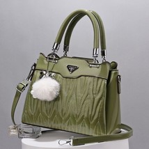 [Splicing Cabinet] Women&#39;s Bag Large Capacity  Embroidered Pleated Fashion Commu - £35.38 GBP