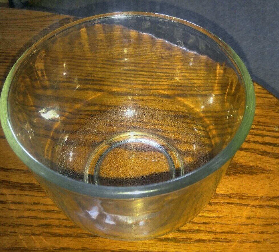Clear Glass Texture Bottom Mixing Bowl 6&quot; Across 4.75 Tall No Handles - $16.99