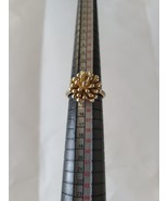 Avon Gold Tone Ring Size 7 ^ - $20.50 CAD