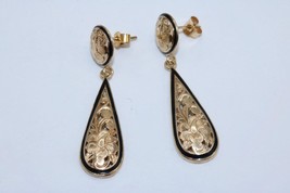 Vintage 14K Yellow Gold Floral Design Black Enamel Tear Drop Earrings - £337.09 GBP