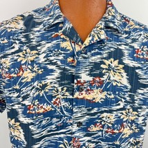 Newport Isle Hawaiian Aloha M Shirt Palm Trees Tiki Huts Ocean Islands Tropical - £39.22 GBP