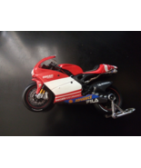 Miniature collectible Ducati Desmosedici 1:18 - £27.46 GBP