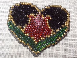 Fridge Magnet Heart Tulip Black Beaded Handmade Glass Beads Finished Mill Hill - £19.94 GBP