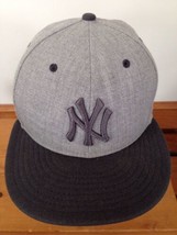New Era New York Yankees Gray Baseball Hat Cap Size 7 1/4 Embroidered Wool Blend - $36.99