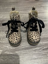 Cat &amp; Jack Giovanna Animal Print Combat Boots - velvet laces, Toddler si... - $225.69 MXN