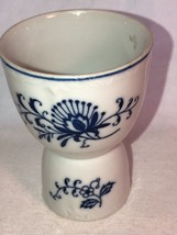 Blue &amp; White Decorated Dresden Egg Cup 1957 Sphinx Import Co. - £11.80 GBP
