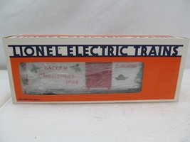 Lionel Trains 6-19904 1988 Christmas Boxcar NIB - $22.76