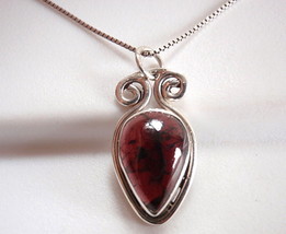 Small Red Garnet 925 Sterling Silver Necklace Swirls Corona Sun Jewelry - $14.39