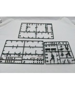 Military Miniatures 161 Bits And Pieces On Sprues - $10.69