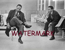 Martin Luther King Jr. &amp; Andrew J Young B&amp;W 8X10 PUBLICITY Photo - $8.70
