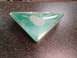 VTG Corner Triangle Hankie Handkerchief Box Green Swirl Marble Ballerina... - $19.79