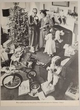 1962 Print Ad Polaroid Land Camera Family Takes Pictures on Christmas Morning - £12.65 GBP
