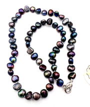 Hand Knotted Peacock Freshwater Pearl Necklace 17 in NWT - £31.65 GBP