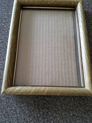 Rustic Appearance ~ Picture Frame ~ 5" x 7" ~ Wooden Frame ~ Home Decor Item image 3