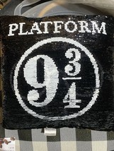 Harry Potter Platform 9 3/4 Changing Reversible Sequin Throw Pillow Spectacles - £7.17 GBP