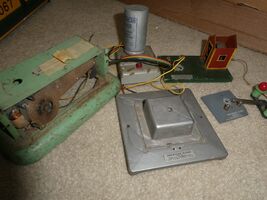Lot of Vintage American Flyer Incomplete Accessories for Parts or Repair - $24.75