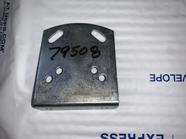 OEM Snapper Centering Cam Bracket​ Wldt.​ Right 79505, 7079508 NOS New (SNAP22) - $9.99