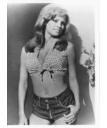 RAQUEL WELCH halter top &amp; shorts 1960&#39;s b/w 8x10 portrait - $133.08 MXN