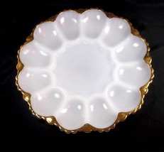 Anchor Hocking milk glass 10&quot; round deviled egg plate gold border holds 12 - £14.55 GBP
