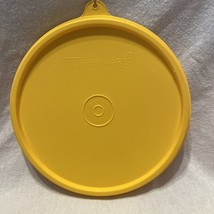Vtg Tupperware Lid C TAB 227 YELLOW replacement Lid 6&quot; Seal GUC - $111.33 MXN
