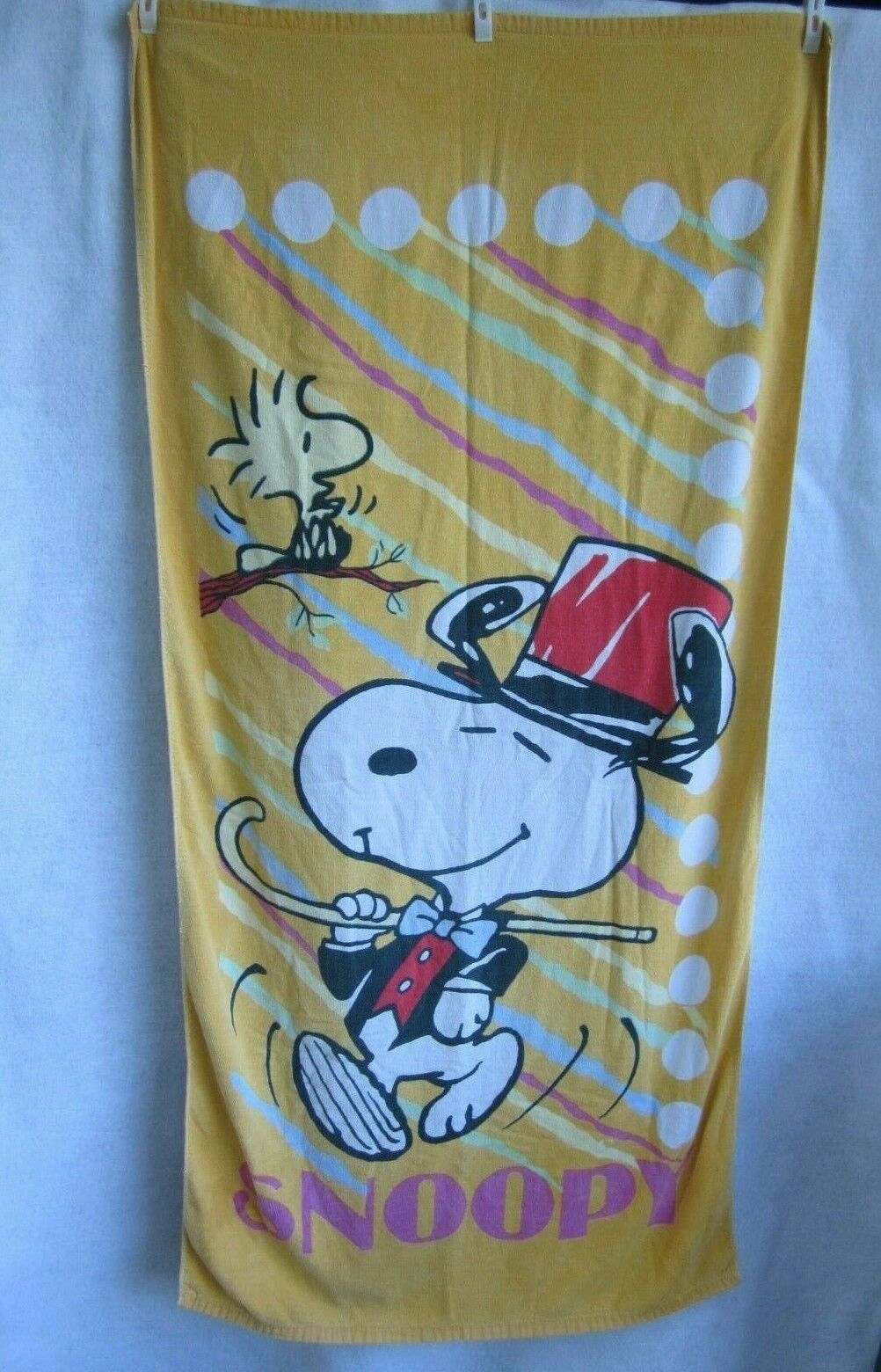 Primary image for Snoopy Peanuts vintage 1980s beach towel cotton Woodstock Franco top hat tails