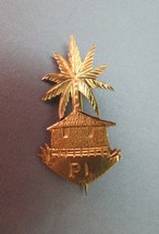 WWII Era Paris Island Brooch Gold Plated Palm Tree Grass Hut Hand Made U... - £39.95 GBP