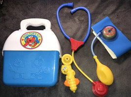 Sesame Street Doctors Kit Pressure Cuff Stethoscope Big Bird Case Vintage 1990 - £41.36 GBP