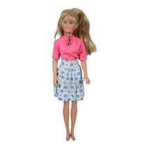 Hasbro 1987 Vintage Maxie Fashion Doll Blonde Hair Blue Eyes skirt necklace - £15.25 GBP