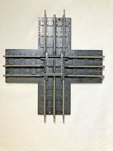 Lionel Vintage 3 Line 4 Way Crossing - $14.73