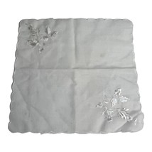 Vintage Scallop Edge Victorian Flowers White Solid Embroidered Floral Hanky READ - £7.36 GBP