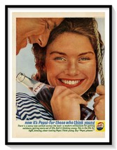 Pepsi-Cola Soda Think Young Print Ad Vintage 1962 Magazine Retro Advertisement - £7.75 GBP