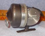Vintage Shakespeare Wondercast Closed Face no 1777 Spin Cast Fishing Reel - £15.99 GBP