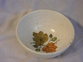 Vintage Metlox Woodland Gold 4 pc 5.5&quot; Cereal Bowl - £7.82 GBP