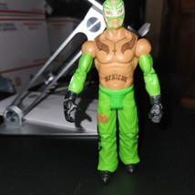 2011 Mattel WWE Rey Mysterio  Series 23 Wrestling Action Figure - £6.92 GBP