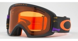 Brand New Authentic Oakley OO7045 31 Snow Goggles Distressed Paint Purple Iron - £118.69 GBP