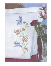 Jack Dempsey Needle Art Birds Perle Edge Pillowcases - £15.65 GBP