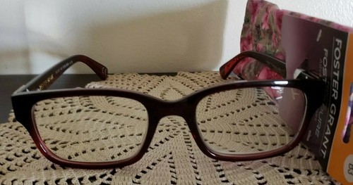 FOSTER GRANT +2.00 ~DK RED PLASTIC FRAME READING GLASSES ~ ROXANNA ~ TG0317 ~ C1 Item image 2